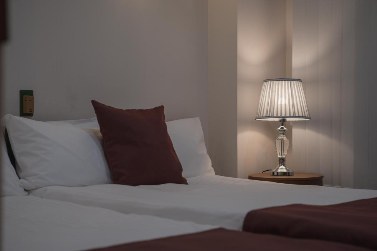 Hotel Mtb Мотобу Екстер'єр фото
